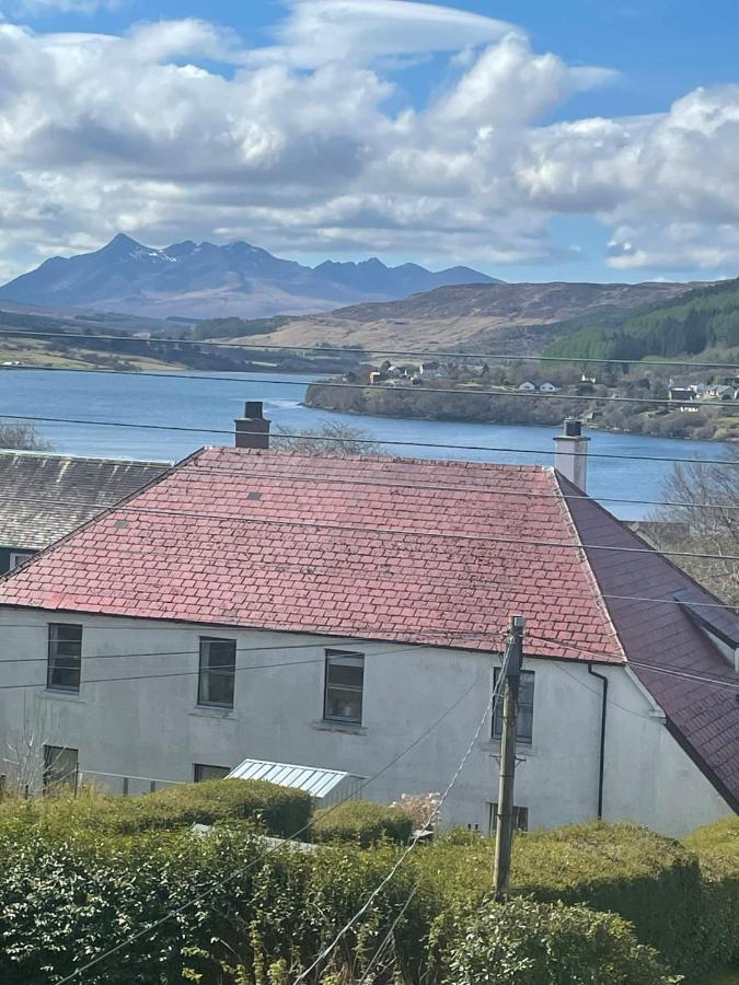 Two Bedroom House In Central Portree Bagian luar foto